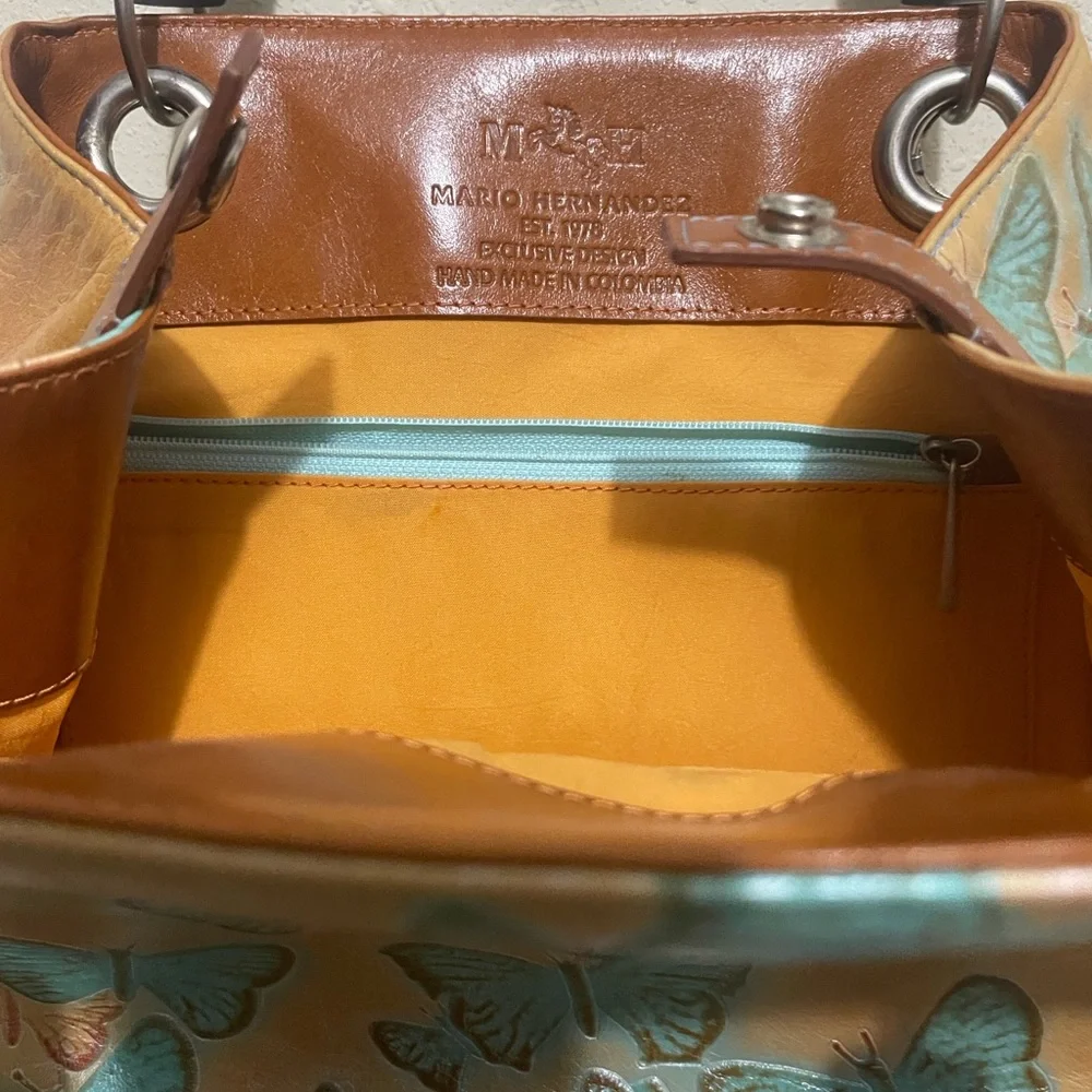 Butterfly Embossed Tan and Green Handbag - Picture 15 of 16
